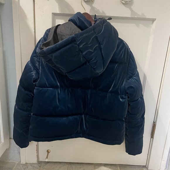 Forever 21 Puffer jacket Size Small Shiny Detachable Hood - Picture 7 of 7